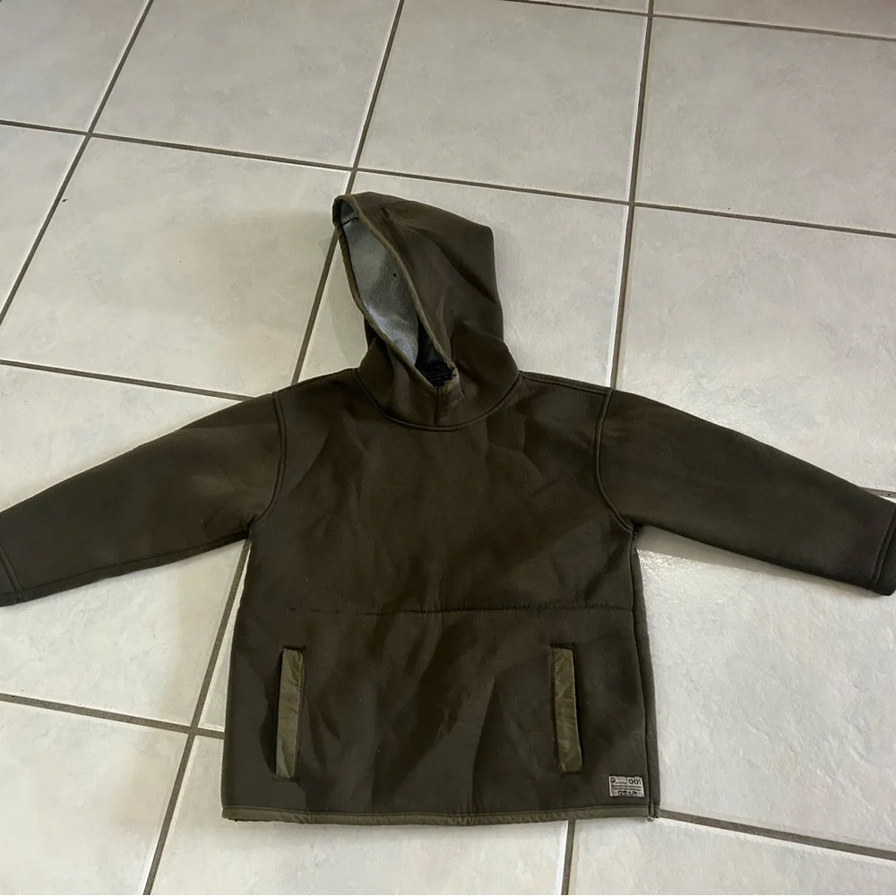 Boys hoodie size 4T